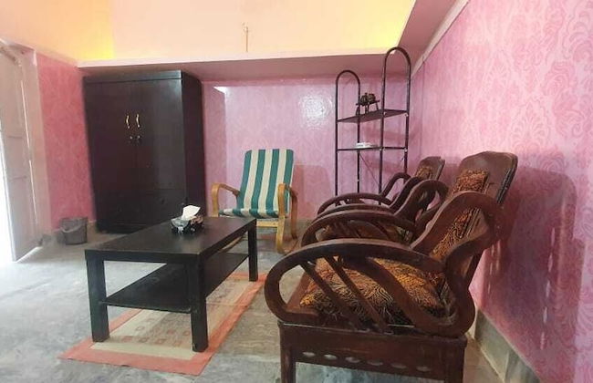 Candle Hotel Shahdara Valley Islamabad - Photo 3