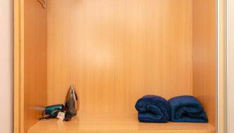 Renovated in Copacabana - Foto 5, wardrobe