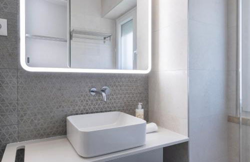 New Apartment by the Metro - Foto 12