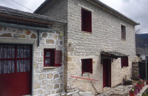 Estia Tsialiki - Foto 16
