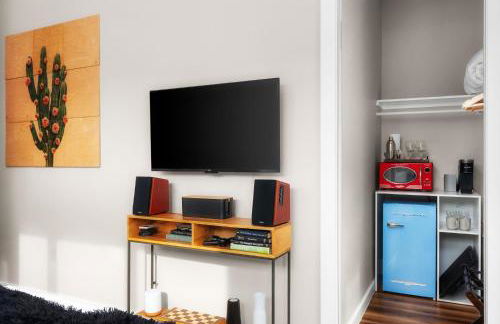 Sunflower House - Luxe Retreat with Sauna & Hot Tub - Foto 30