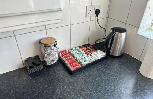 A Charming 3 Bed home next to NEC and Birmingham International Airport - Foto 15