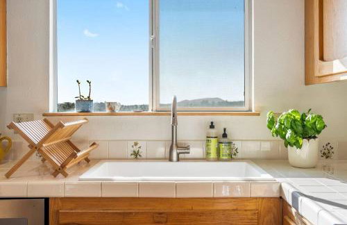 Lilly's Guesthouse-Farmstay with Valley Views! - Foto 4