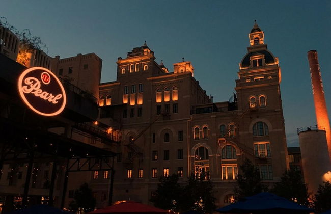 Gorgeous Family-friendly Home Near Downtown - Photo 32