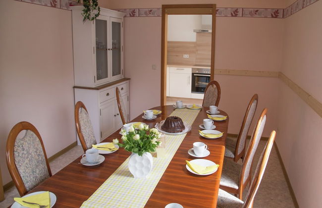 Spacious Holiday Home in Ulmen Near the Centre - Foto 9