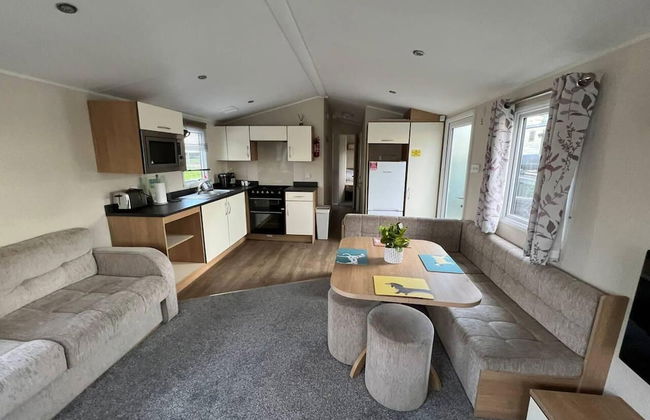 Stunning 8 Berth Caravan in Poole - Foto 10