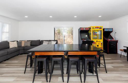 New Group Space - Sleeps 20! Near Sports Center - Photo 22