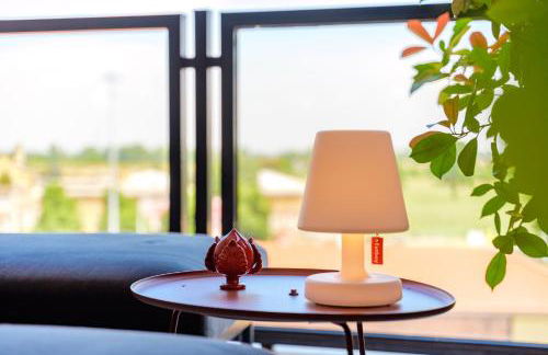 Tiny House Tower - Photo 16