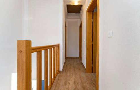 Beautiful Apartment In Rtina With Wifi - Foto 7