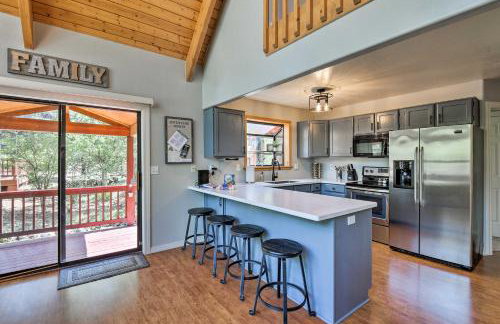 Modern Mountain Chalet Munds Park Retreat with Deck - Foto 3