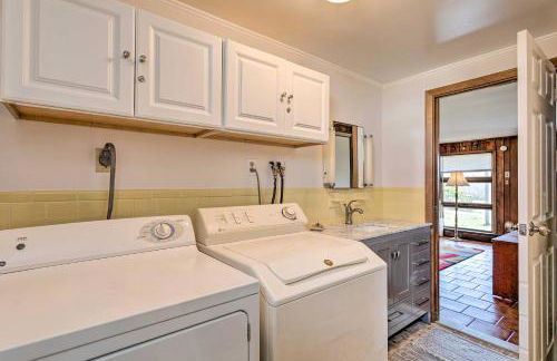 Rhode Island Oceanview Retreat Walk to Shore! - Foto 25