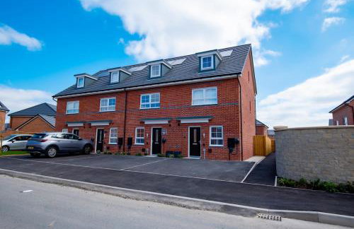 Luxury 5BDR with City Access, Free Parking and Wi-Fi - Photo 2