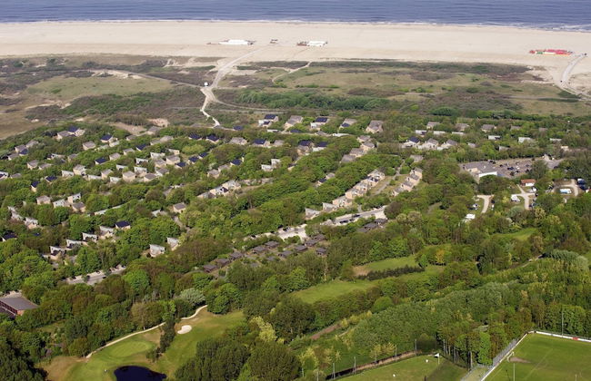 Modern Chalet With Dishwasher Near the Beach - Photo 27