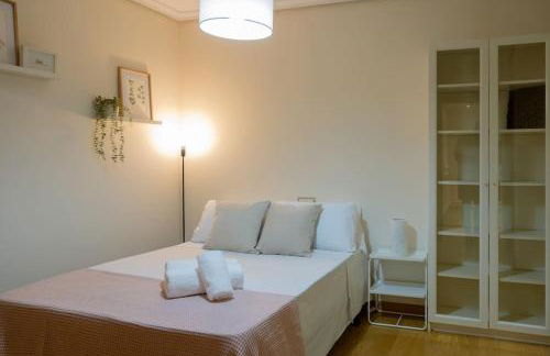 Vigo Centro 3HAB Parking incluido & WiFi 5PAX ツ by Rias Baixas Rentals - Foto 4
