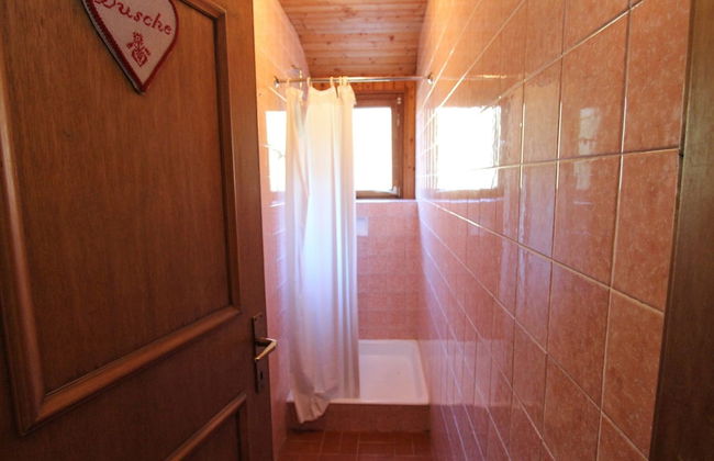 Countryside Apartment in Gmünd near Cross Country Skiing - Photo 10