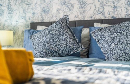 #82 Stylish Shirley Home - Sleeps 8 - NEC Solihull BHX - " Perfect for Contractors and Families - Free Parking" - Foto 4