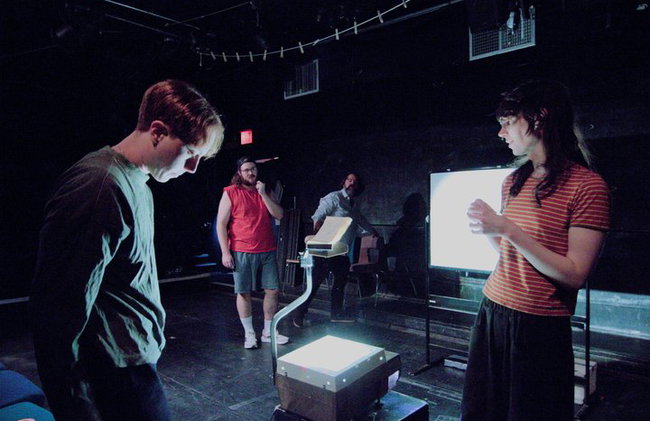 The Infinite Wrench: Experimental theater in Chicago - Photo 10
