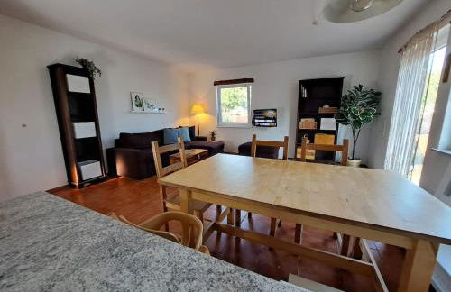 Peaceful House near Lakes - RON - Photo 4