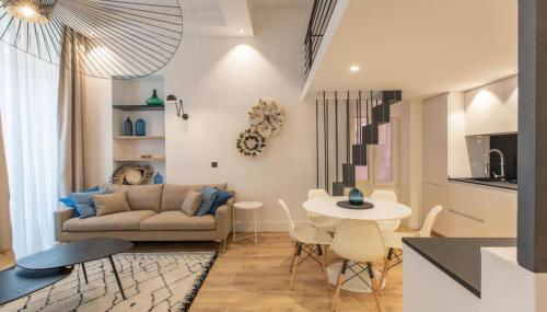 COURS SALEYA Renovated 3 Bedrooms 1 min to Beach Air Conditioning - Foto 4