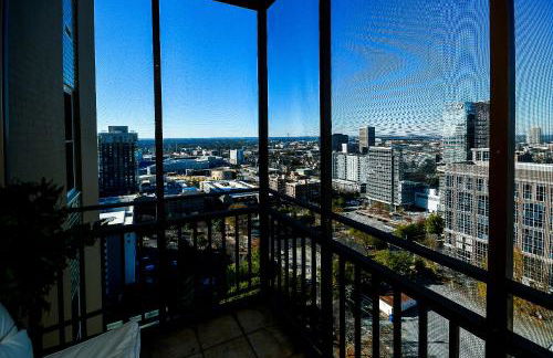 Modern Designed DTWN Condo with a 99 percent Walk Score - Foto 90