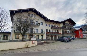 Restaurant Athen & Appartements Bergen - Photo 2