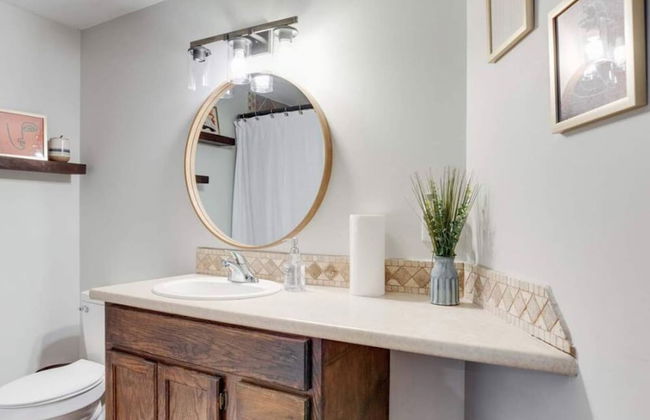 Cozy Oasis of Downtown Clarksville - Foto 23