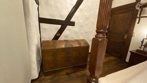 Ausgefallenes Ferienhaus WAFFENKAMMER im Rittergut Leppersdorf für 7 Personen - Foto 5