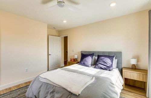 Walk to Keansburg Beach! Family Home with Pool - Foto 24