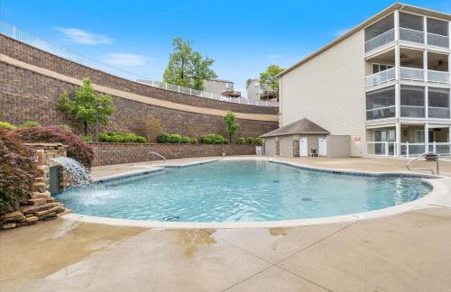 Nautical-Inspired Lakefront Unit w/ Awesome Views - Foto 1