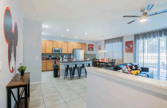 Gated Community, Amazing 4/3 Vacation Home With Private Pool Near Disney!!! - Foto 16