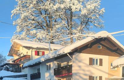 Alpen Ferienhaus mit Garten, Kamin, Spielzimmer und Bergblick - Photo 16