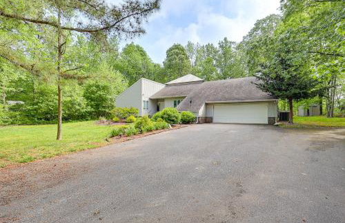 Private Yard Pet-Friendly Home in Dover - Foto 29