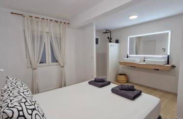 MAYCO Lovely Apartment II by SunCastle apartamentos - Photo 15