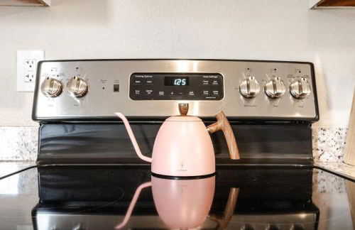 Peaceful Modern Home near Avon - Foto 30