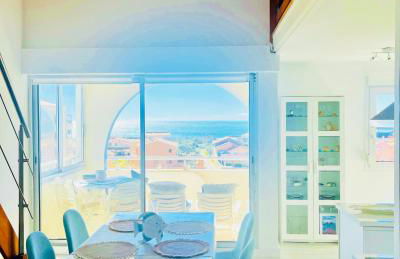 La Sirène - Loft moderne et lumineux avec vue panoramique sur Mer Méditerranée et port de plaisance - Foto 4