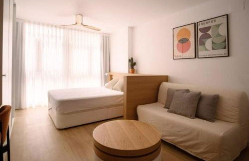 Luminoso estudio con vistas al mar - Foto 7