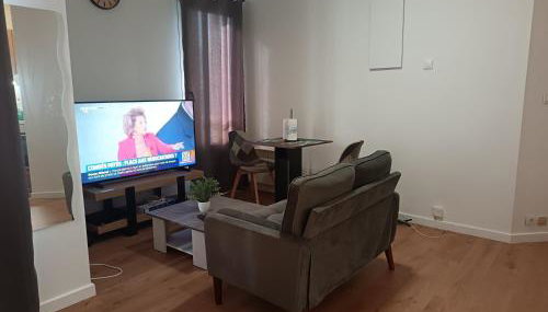 Charmant Studio Savigny-Le-Temple Nandy - Foto 5