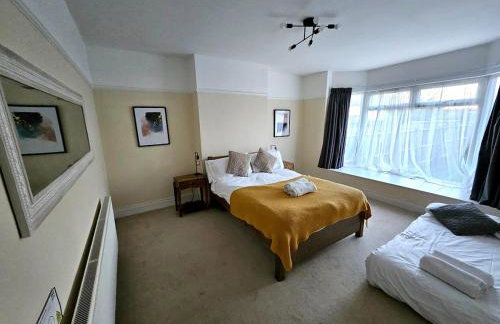 Bristol Airport, 5 Bed House, 5 Bathrooms, WiFi, Ample Parking - Foto 5
