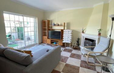 Meco Beach and Pool Villa - Foto 21