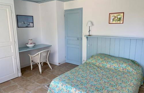 Maison rénovée près plage, 6 couchages, terrasse, BBQ, parking, internet inclus - FR-1-224B-588 - Foto 10