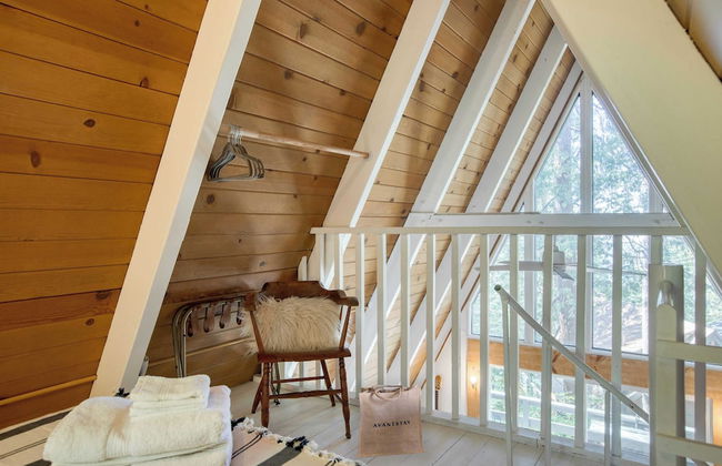 A-frame Retreat Chic and Modern Forest Views, Hammock, Outdoor Dining, Decks - Foto 30