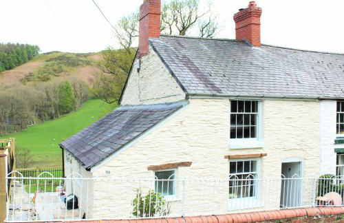 Riverside Cottage - Photo 3