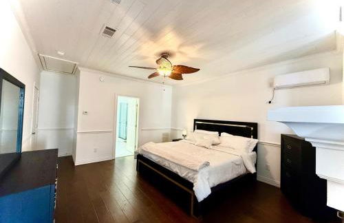 Lakefront Oasis - Photo 20