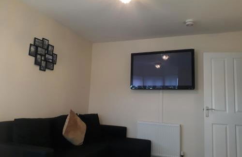 Crystal Apartments - Photo 2