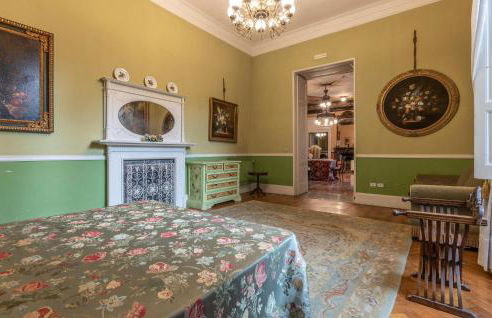 3 Bedroom Beautiful Home In Salerno - Foto 9