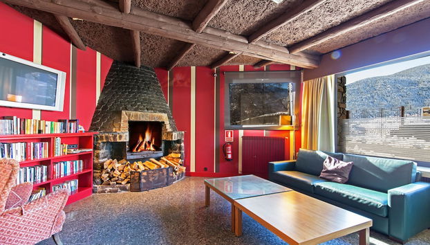 Coin salon dans le hall