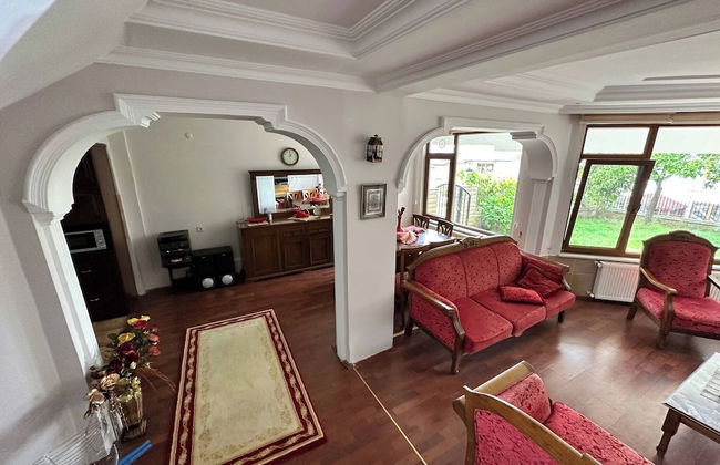 Peaceful Villa With Perfect View in the City Center - Foto 11