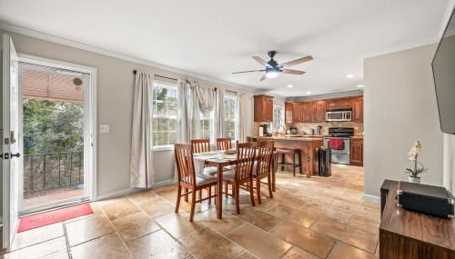 The Rhitreat, 2BR, 10 Min to Downtown & Airport - Foto 5