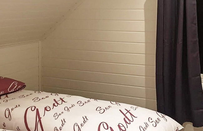 8 Person Holiday Home in Svelgen - Foto 7