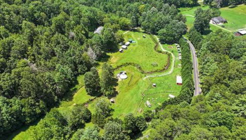 Lodge Apartment at Owl Creek Farm Resort - Foto 5, Garden